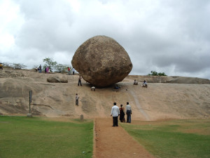 Balancing-rock-Mahabalipuram Balancing-rock-Mahabalipuram