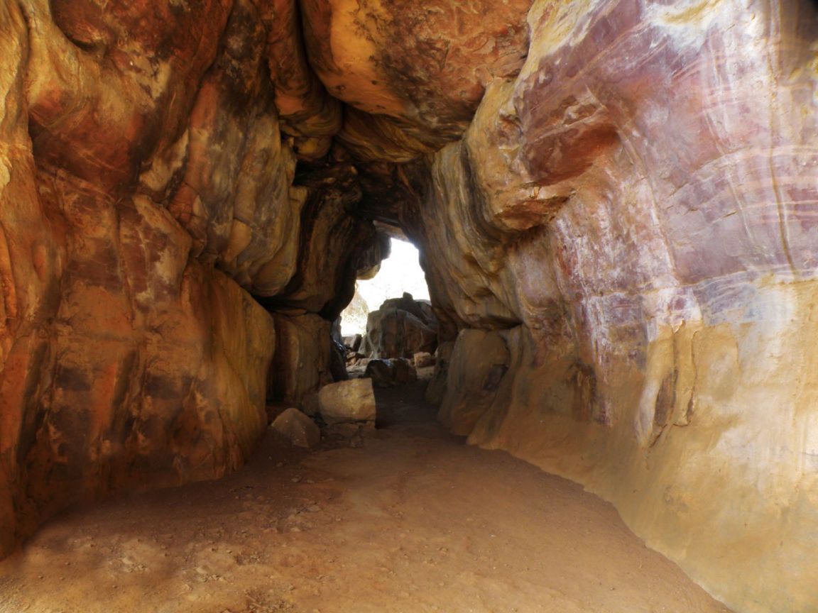 Bhimbetka-Caves