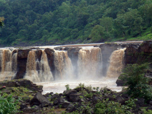 Gira falls-saputara