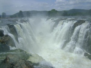 Hogenakkal Falls Hogenakkal Falls
