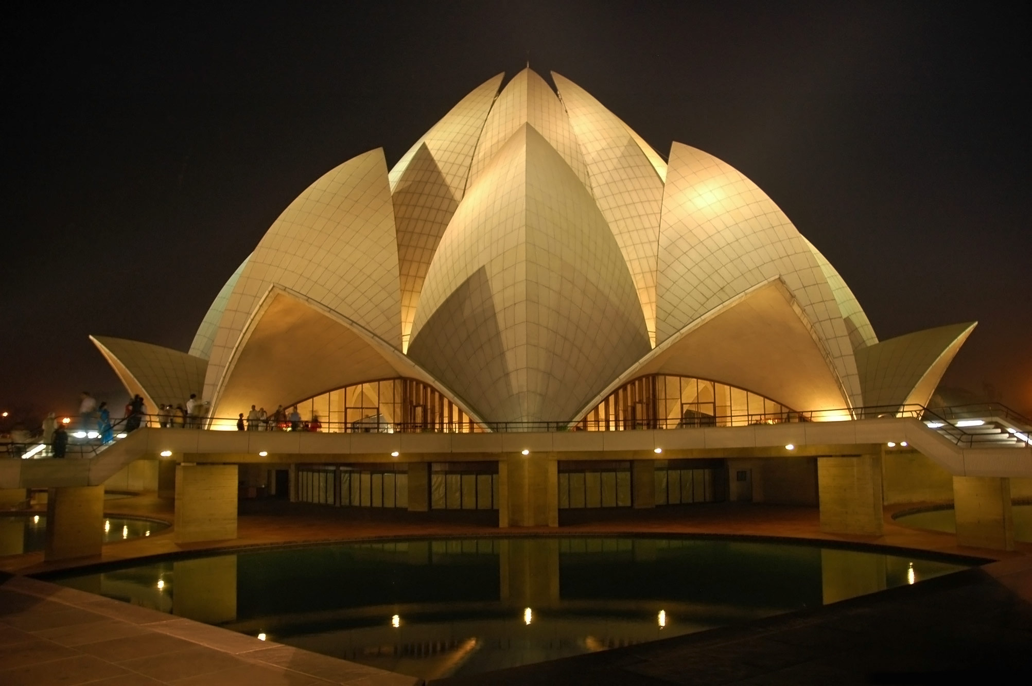 lotus temple time to visit