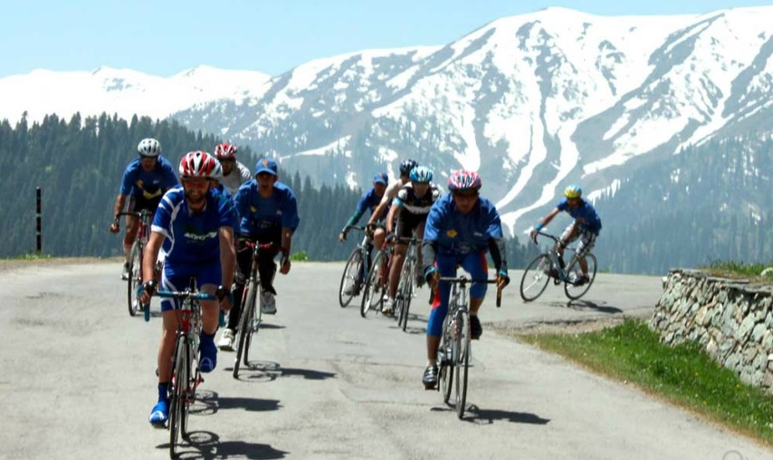 Cycling tours in India