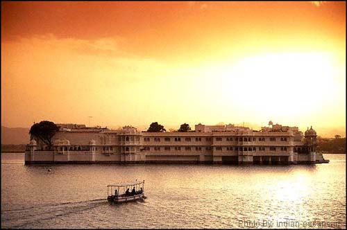 lake palace udaipur Top Reasons Why Tourists Flock to India