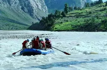 India River Rafting - Water Rafting in India India Adventure Travel Ladakh