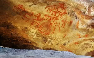 Bhimbetka rock shelters and caves bhimbetka cave paintings Bhimbetka painting bhimbetka cave paintings