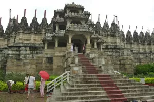 Ranakpur travel guide Accommodation In Ranakpur Chaumukha Jain Temple Accommodation In Ranakpur