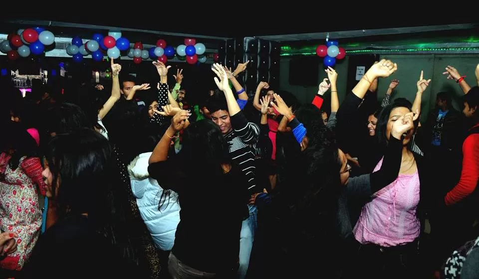 nightlife in lucknow