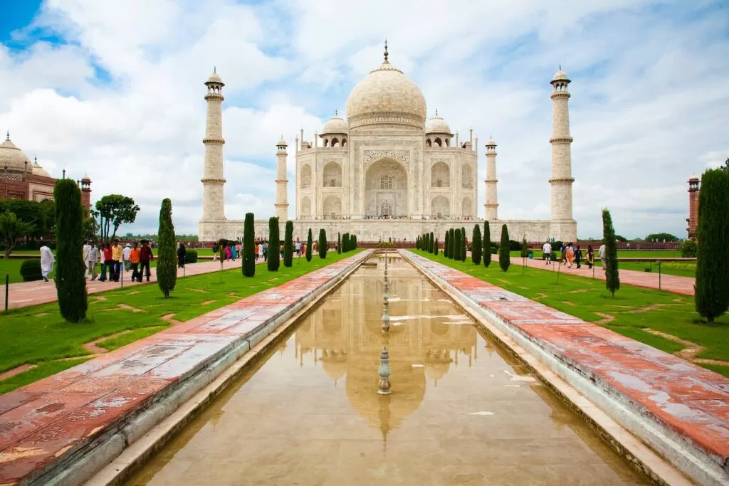 15 Top Places to Visit in India by Foreign Tourists Foreign Tourists Taj Mahal Foreign Tourists