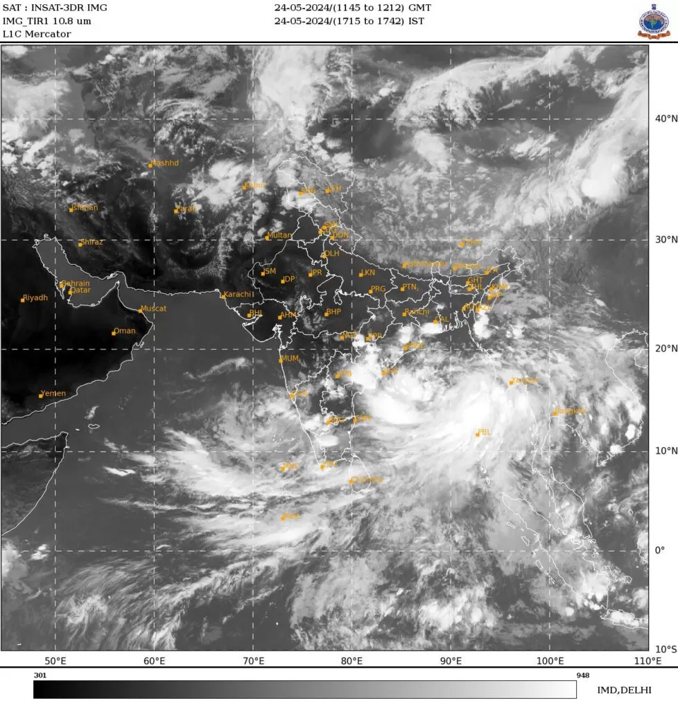Severe cyclone Remal to may landfall on coast of West Bengal on Sunday May 26 remal cyclone