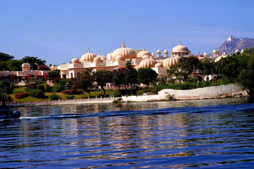 10 Most beautiful cities in India beautiful cities udaipur-lake-city